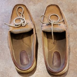 Sperry slide on